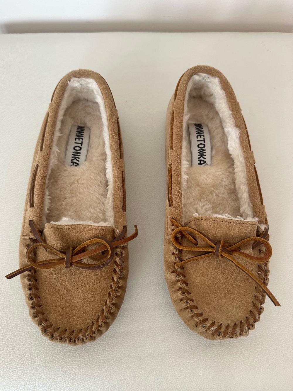 Minnetonka Cally Suede Faux Fur Moccasin Slippers Tan 7M